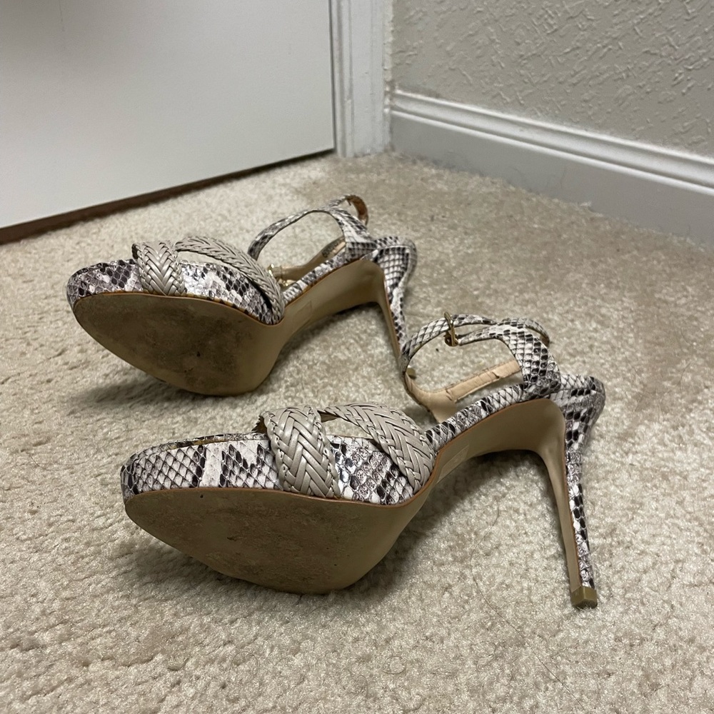 Charles & Keith heels - Picture 5 of 5